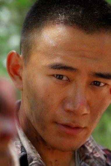 苍狼刘坚强介绍,苍狼刘坚强康杰演的是谁 - 电视吧